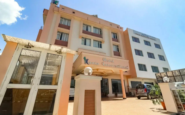 OYO 4690 Hotel Kanta International