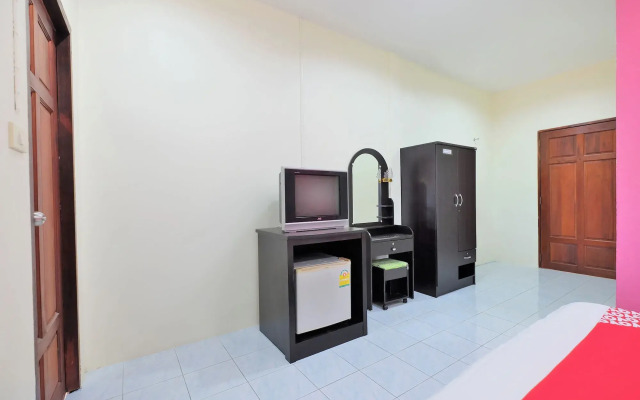 OYO 609 Lanta Dream House Apartment