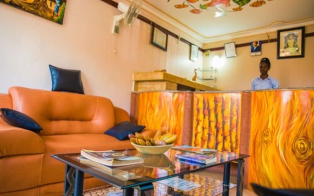 Merona Hotel