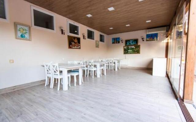 Damla Guest House
