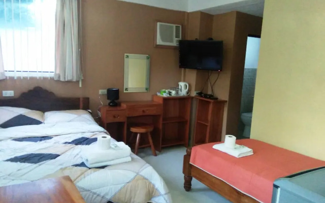 Western Highway Lodge