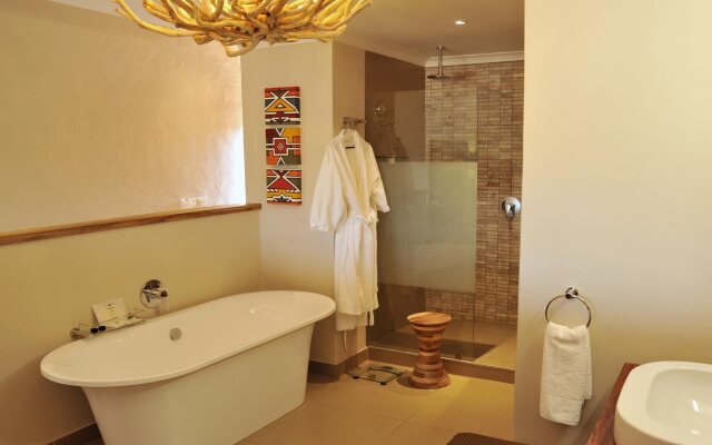 Victoria Falls Safari Club