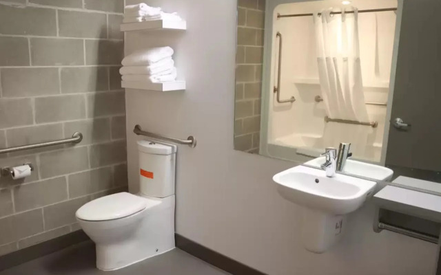 Barker Suites Southport