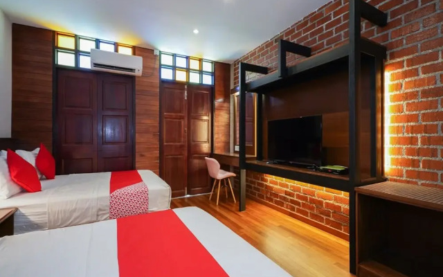 Little Kampung Studio