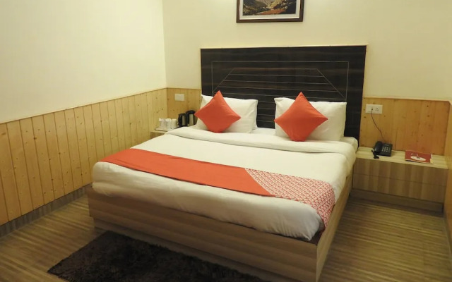 Flagship 8421 Hotel Seven Hills