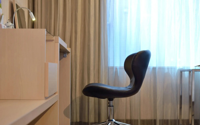 Yomi Hotel - MRT Shuanglian Station