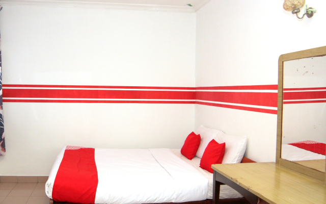 Super OYO 1173 Mandyrin Hotel