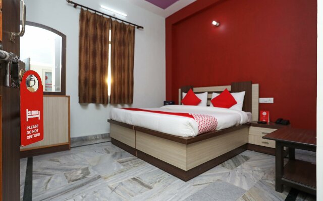 OYO 30598 Hotel Rudra Palace