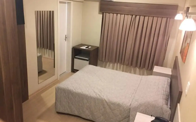 Hotel Klein Vllle Plus