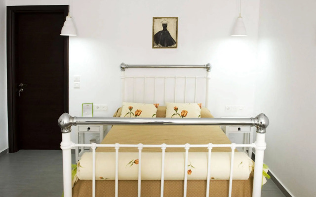 Tsakanos Home