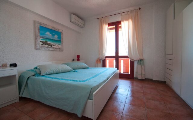 Курортный отель Club Esse Cala Bitta