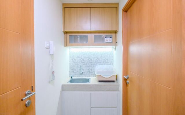 Good Choice And Strategic 2Br Without Living Room Evenciio Apartment