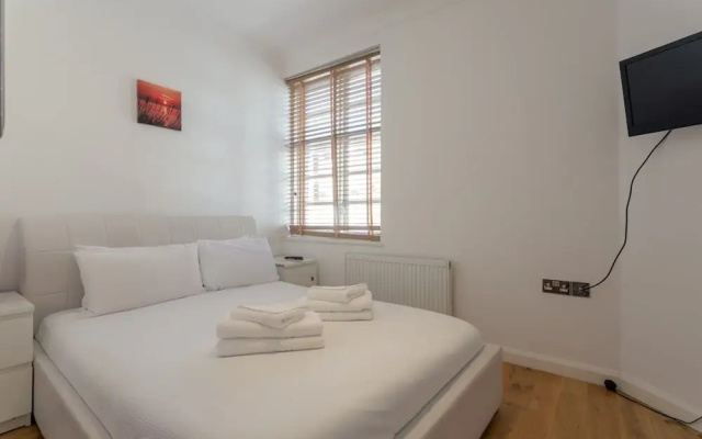 Modern 1 Bedroom Paddington Apartment