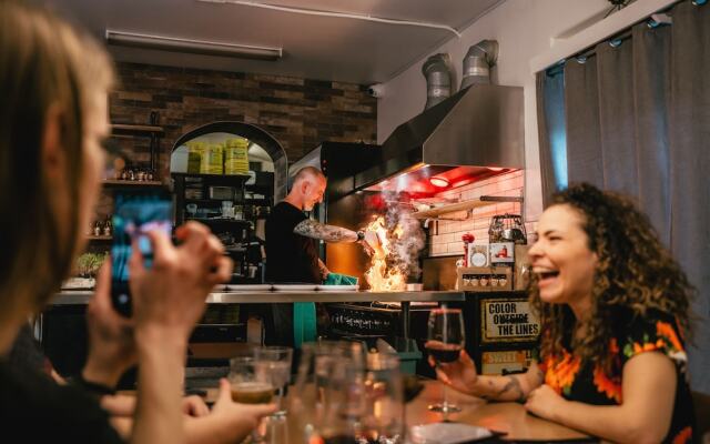 Twisted Lemon Restaurant & Boutique Inn