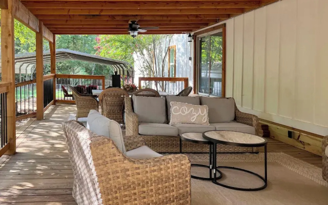 Broken Bow Home: 2 Mi to Beavers Bend State Park