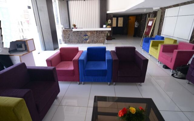 OYO 1637 Hotel Star Residency