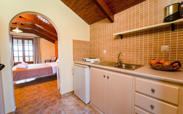 Ionio Holidays Katerina Apartments