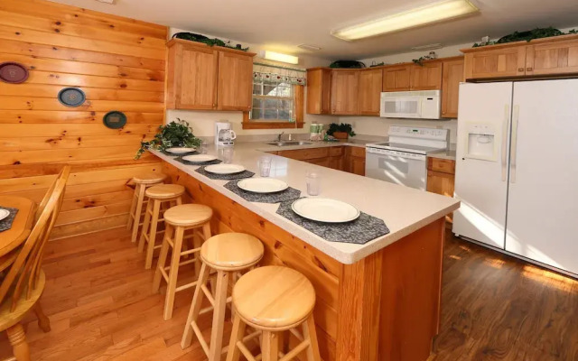 Briarstone Lodge Condo 13A - Two Bedroom Condo