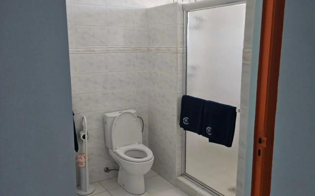 Villa Raven`s Paradise (Gris)