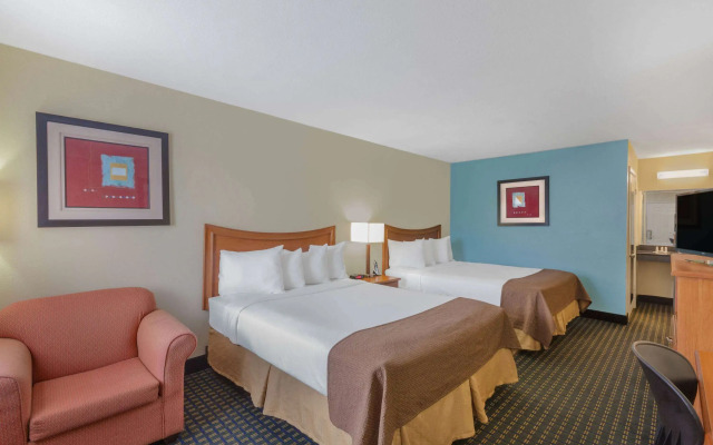Travelodge by Wyndham Natchitoches
