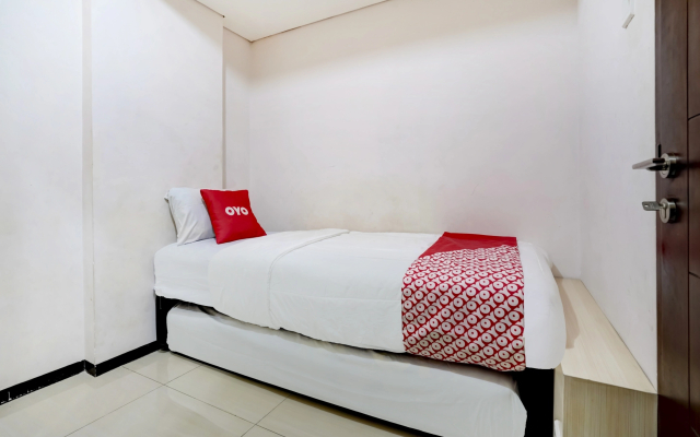 OYO 90205 Queen Rent Apartment Gateway Pasteur