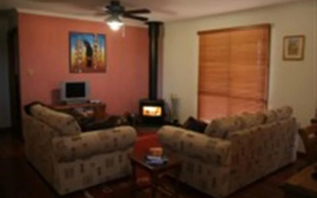 Eleanor River Homestead