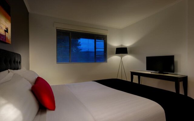 Crest on Barkly Serviced Apartments