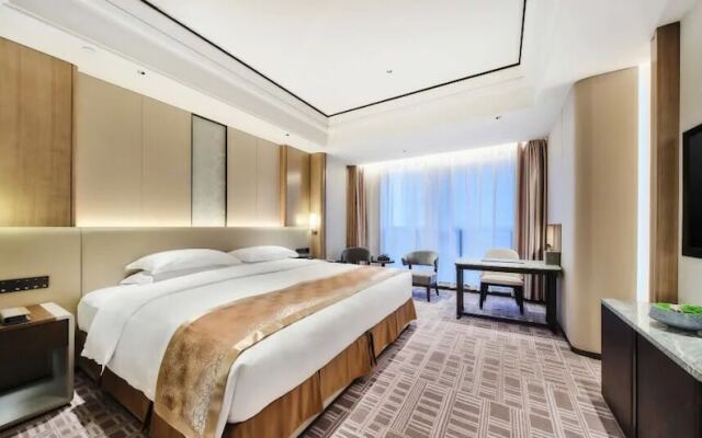 Ladisson Hotel Xinxiang Conference Center