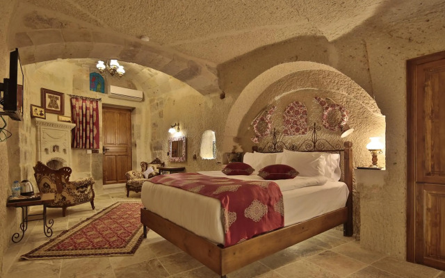Aren Cave Hotel