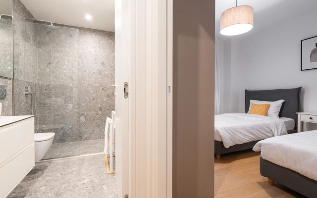 LIV Athinum 1 - Luxury Apartment 4C