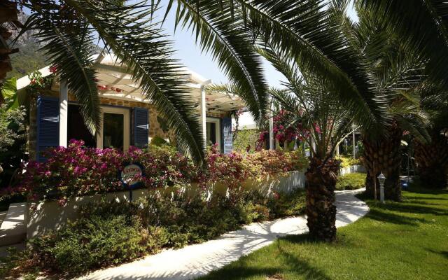 Flamingo Hotel & Spa - Pet Friendly