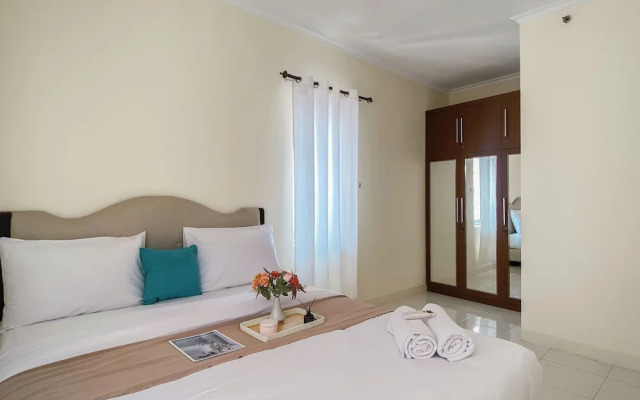 Homey And Modern 2Br At Marina Ancol Apartment