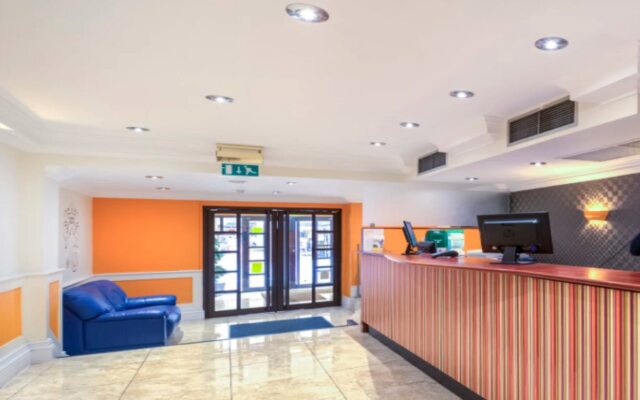 Garner Reading City Centre by IHG
