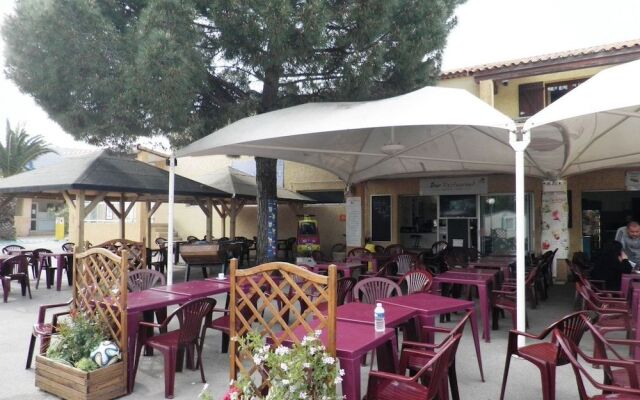 Mobile Home 3 chambre clim TV camping 4