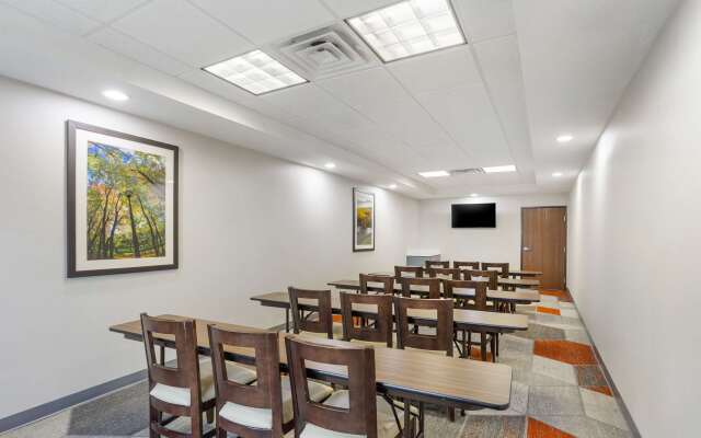 Comfort Suites Bloomsburg