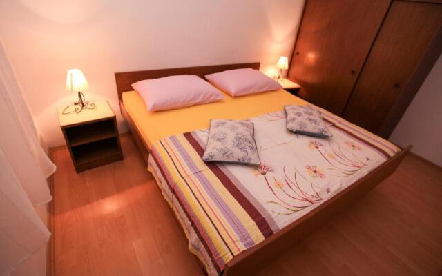 Apartments Anita Rogoznica