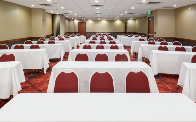 Salt Lake Plaza Hotel SureStay Collection by Best Western