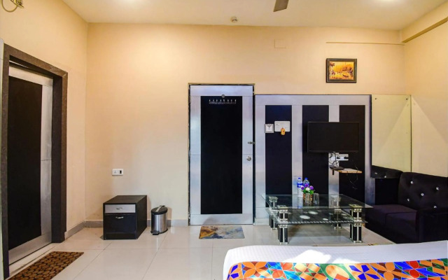 Fabhotel Prime Rockstar Suites