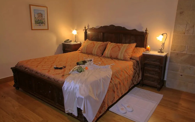 Argentikon Luxury Suites