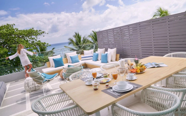 Les Estivales Beachfront Suites & Penthouses with LOV