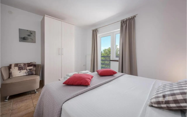 Holiday home Perci 13