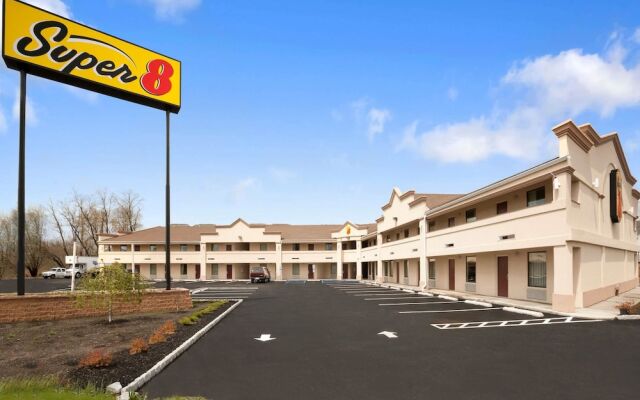 Super 8 by Wyndham Rahway/Newark