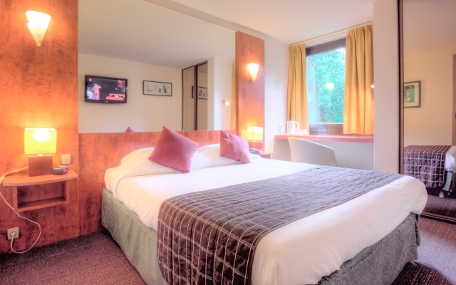 Logis Hotel Restaurant des Acacias Lille Tourcoing