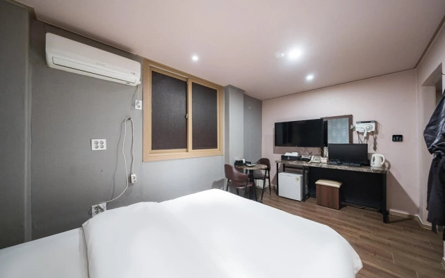 Seongnam Je Motel