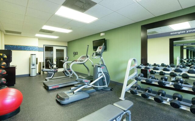 Отель Hampton Inn & Suites Lake City