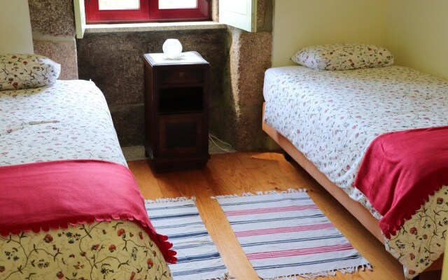 Holiday home Quelha do Rio