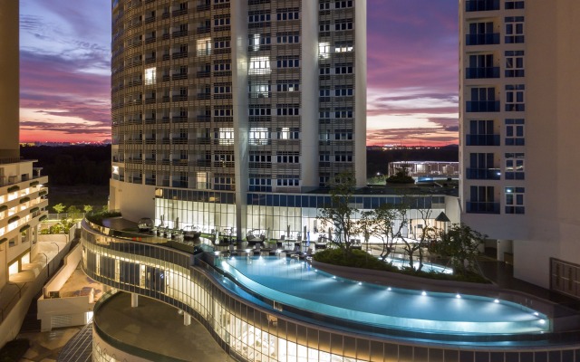 Pinetree Marina Resort