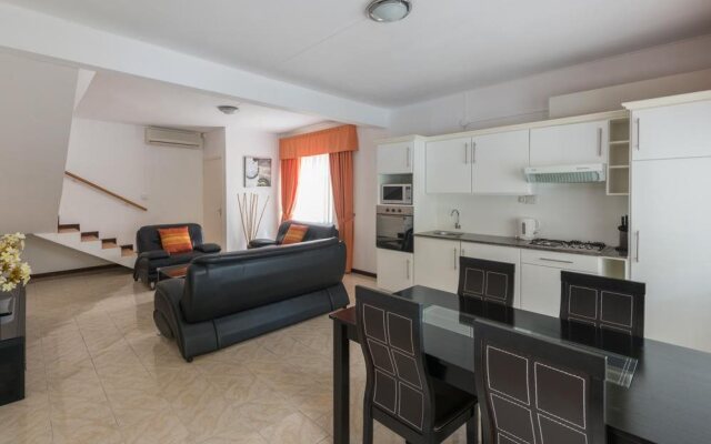 Wanna Studio & Apartments/duplex