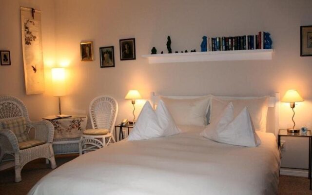 Belle Vue Bed & Breakfast