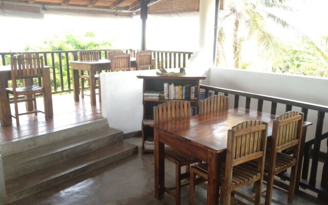 Fort Dew Guest House